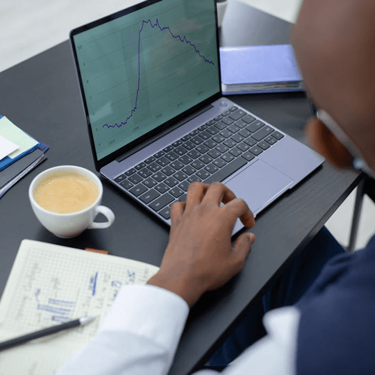 Iroxivor - Et team av eksperter på kryptovaluta